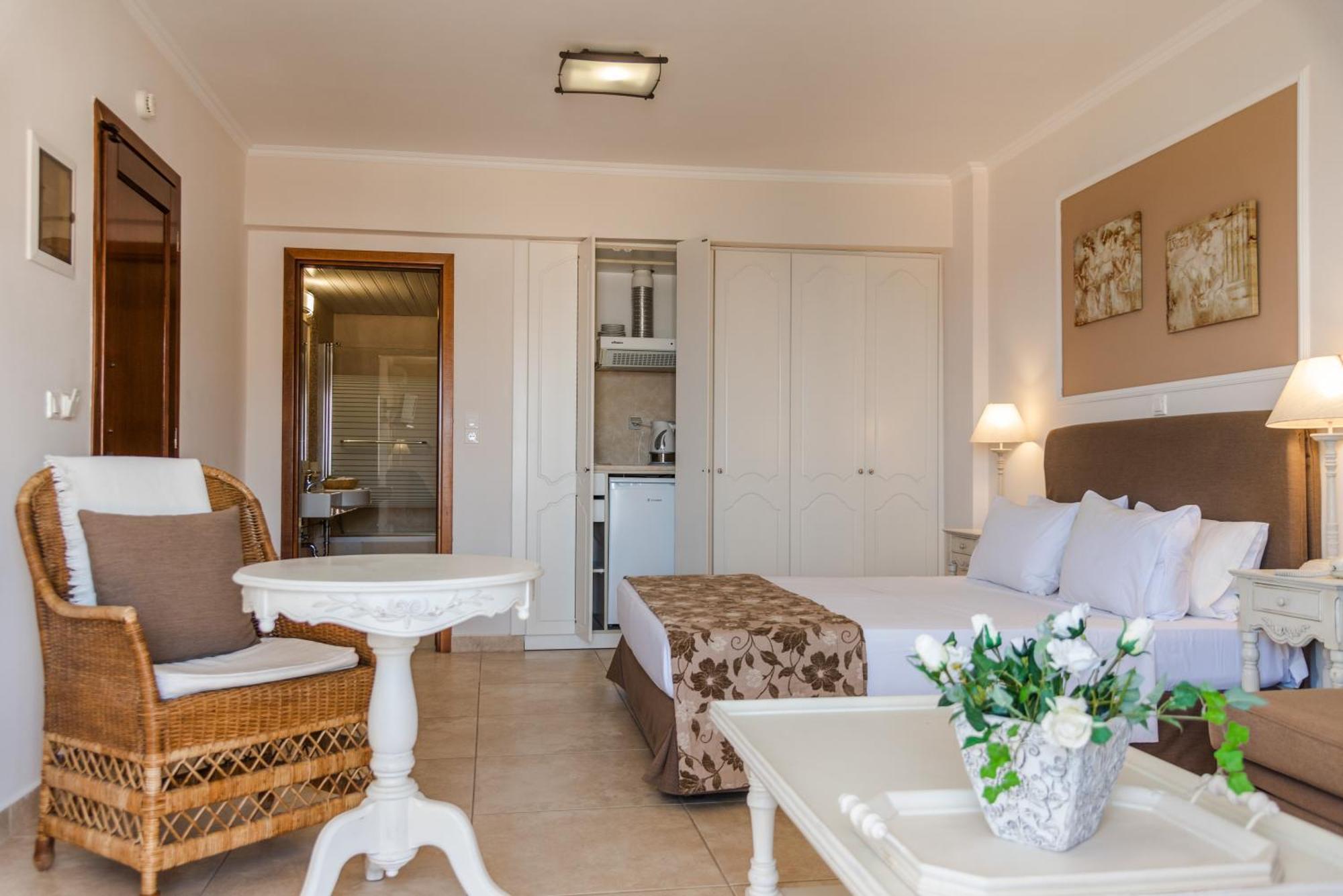 Hotel Astron Princess Карпатос Екстериор снимка