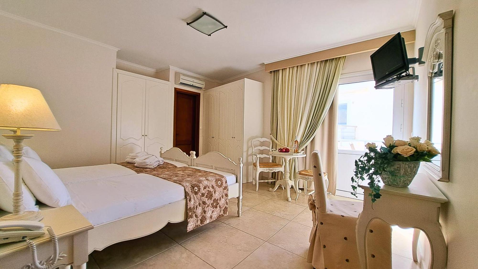 Hotel Astron Princess Карпатос Екстериор снимка