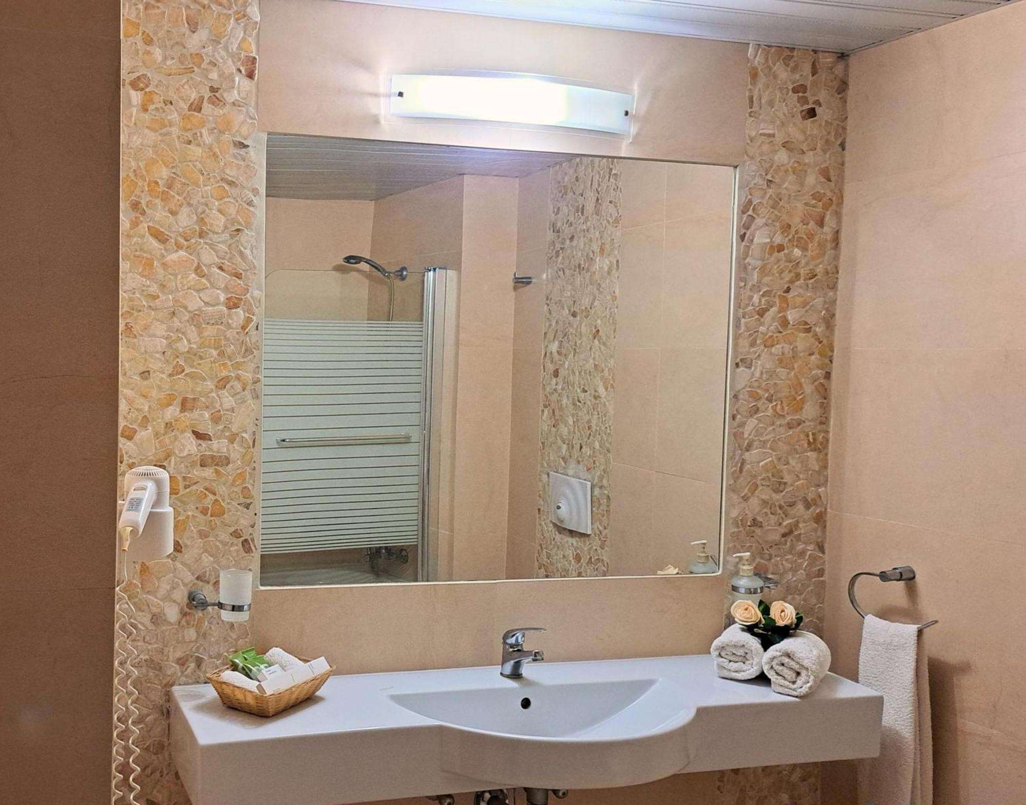 Hotel Astron Princess Карпатос Екстериор снимка