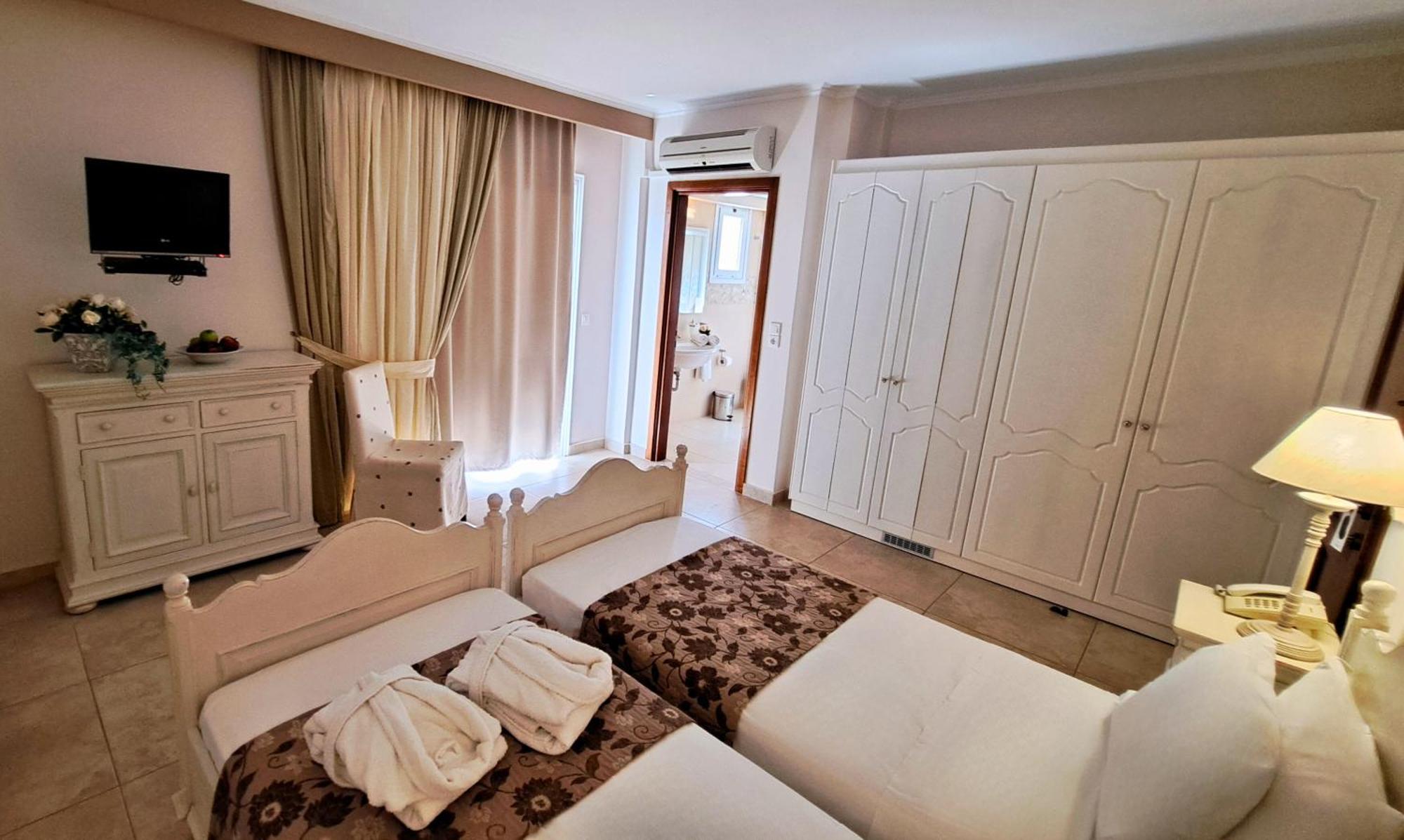 Hotel Astron Princess Карпатос Екстериор снимка