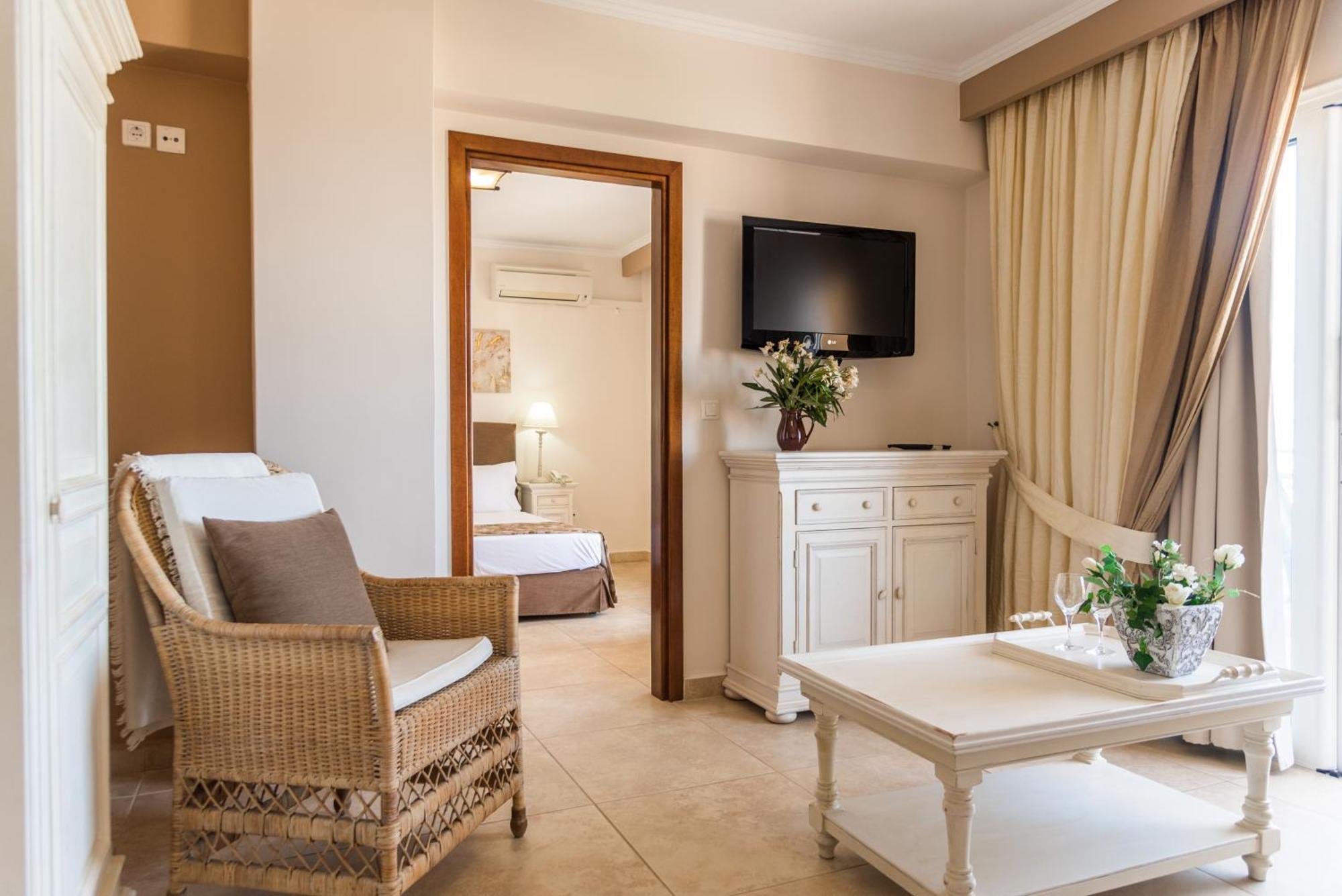 Hotel Astron Princess Карпатос Екстериор снимка
